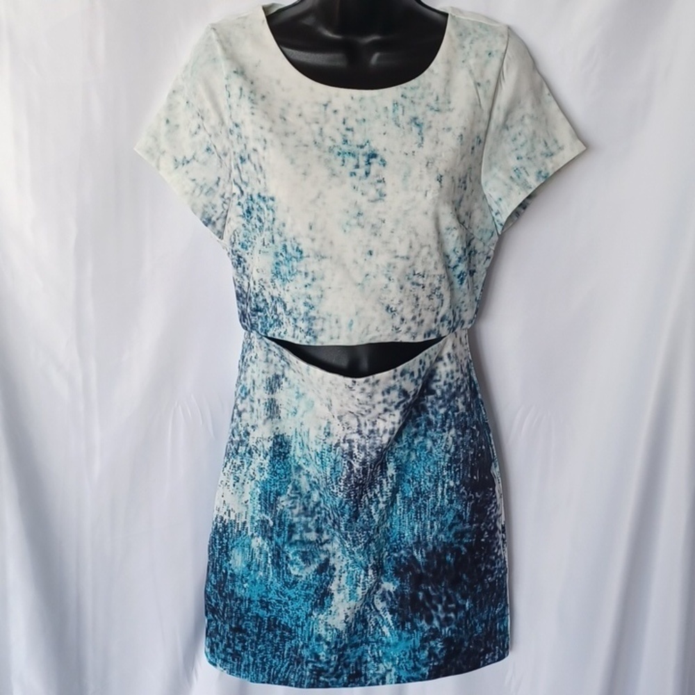 TOBI, S/P, Cutout water color Dress. White, Dark Blue and turquoise in color.